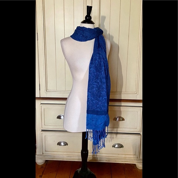 pashmina Accessories - ⚜️Pashmina Scarf in Blue Paisley Pattern⚜️